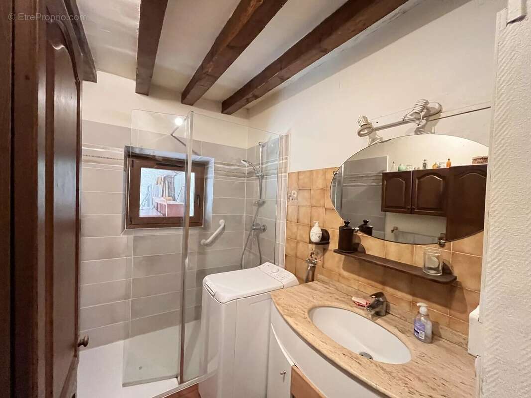 Maison à LA HAUTEVILLE