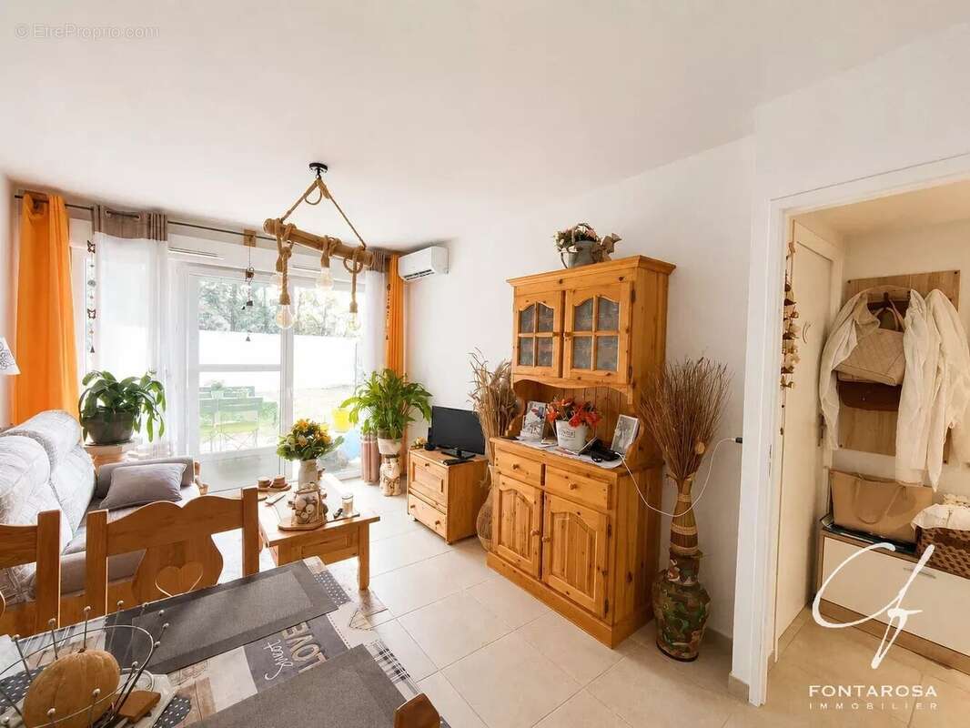 VIDAUBAN Appartement Garage 2 pièces 40m² Rez de Jardin - photo 4