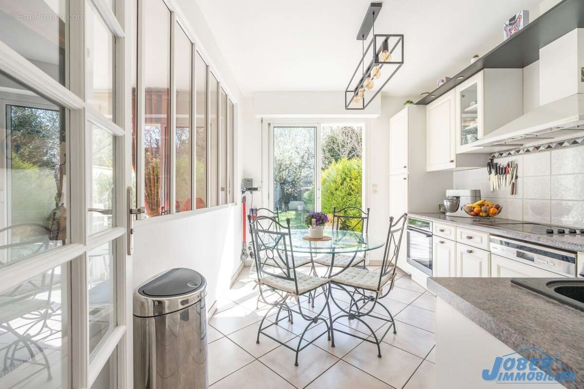 Maison à NOGENT-SUR-MARNE