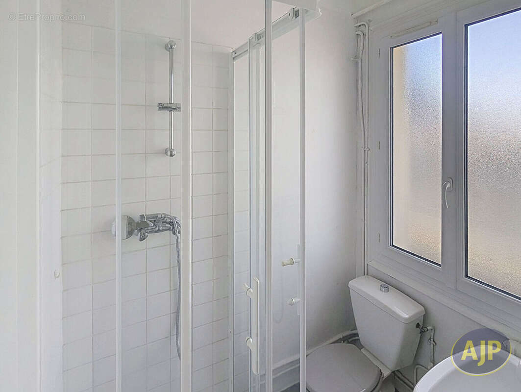 Studio avec balcon Centre Ville - photo 8