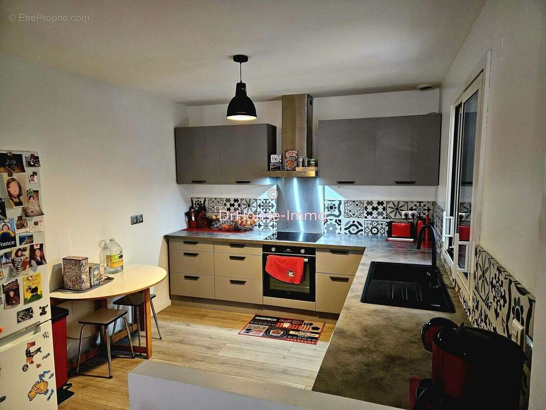 Maison à SAINT-MAUR-DES-FOSSES