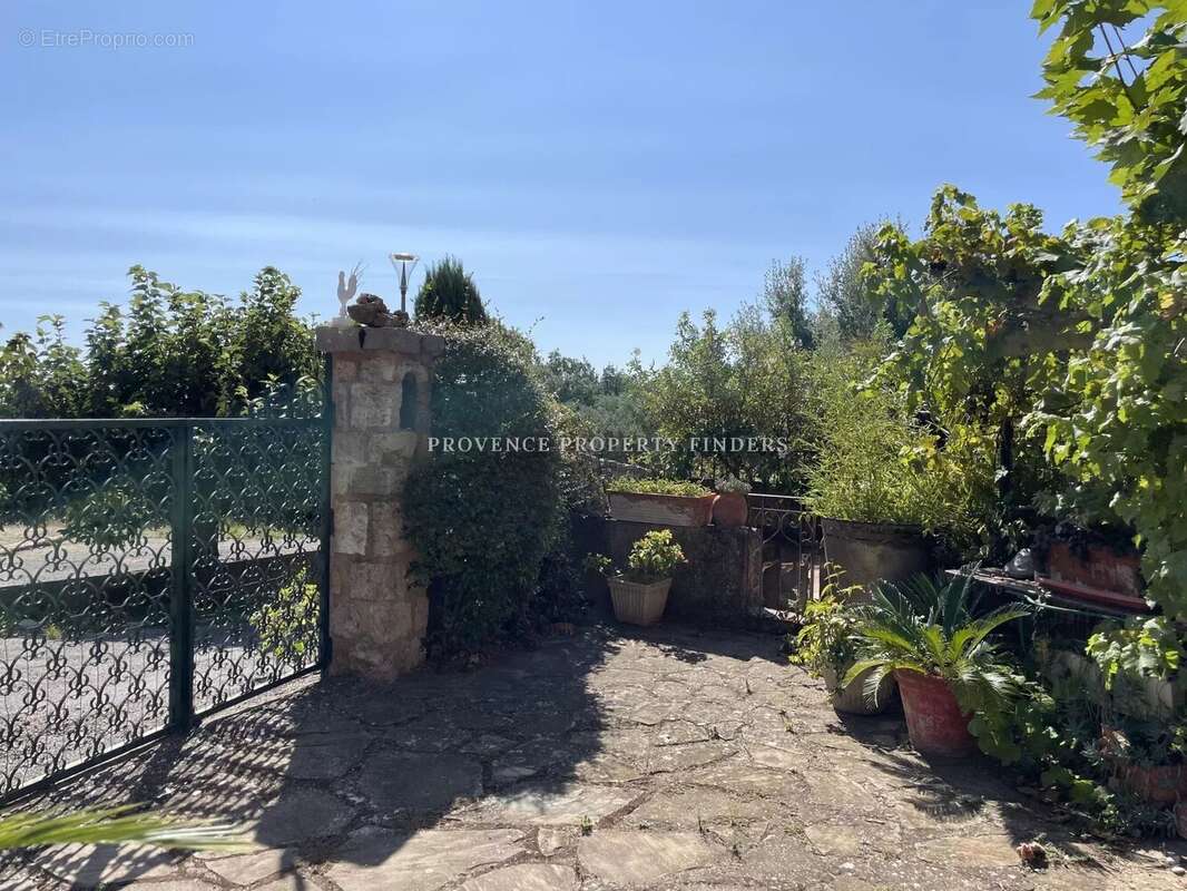 Maison à MOISSAC-BELLEVUE