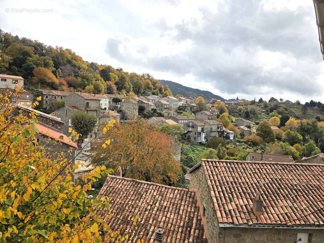 Appartement à AULLENE