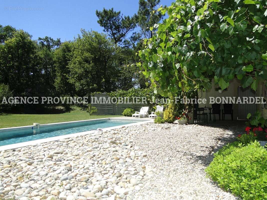 Maison à CHANTEMERLE-LES-GRIGNAN