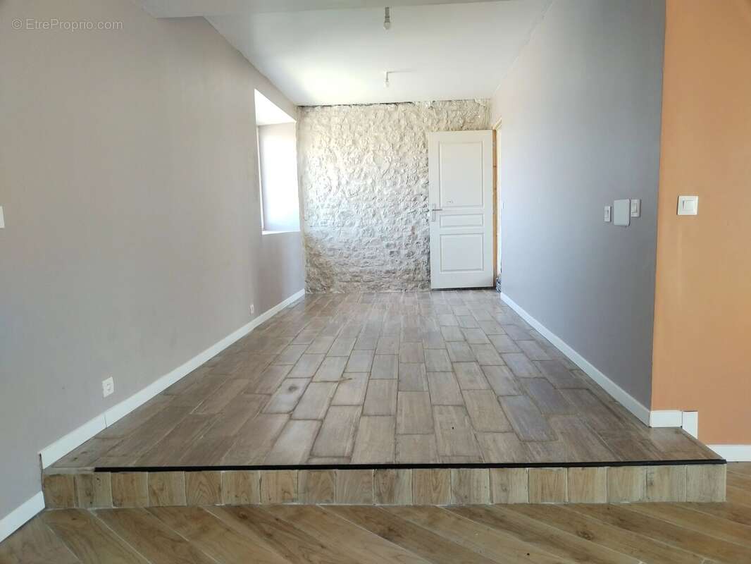 Longère avec grange – 4 pièces – 2 chambres – fort potentiel - photo 13