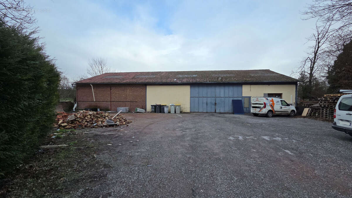 Maison à AVESNES-LES-AUBERT