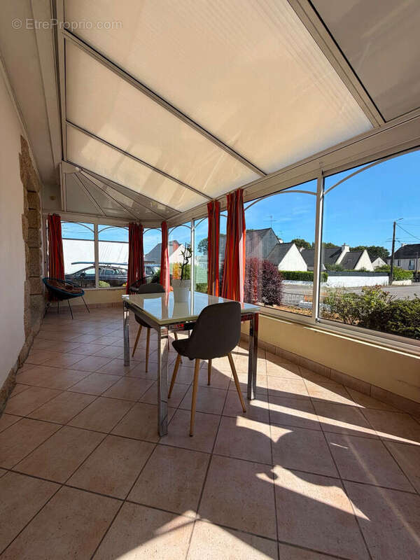 Quéven proche bourg maison 110m2 avec jardin clos et garage - photo 3