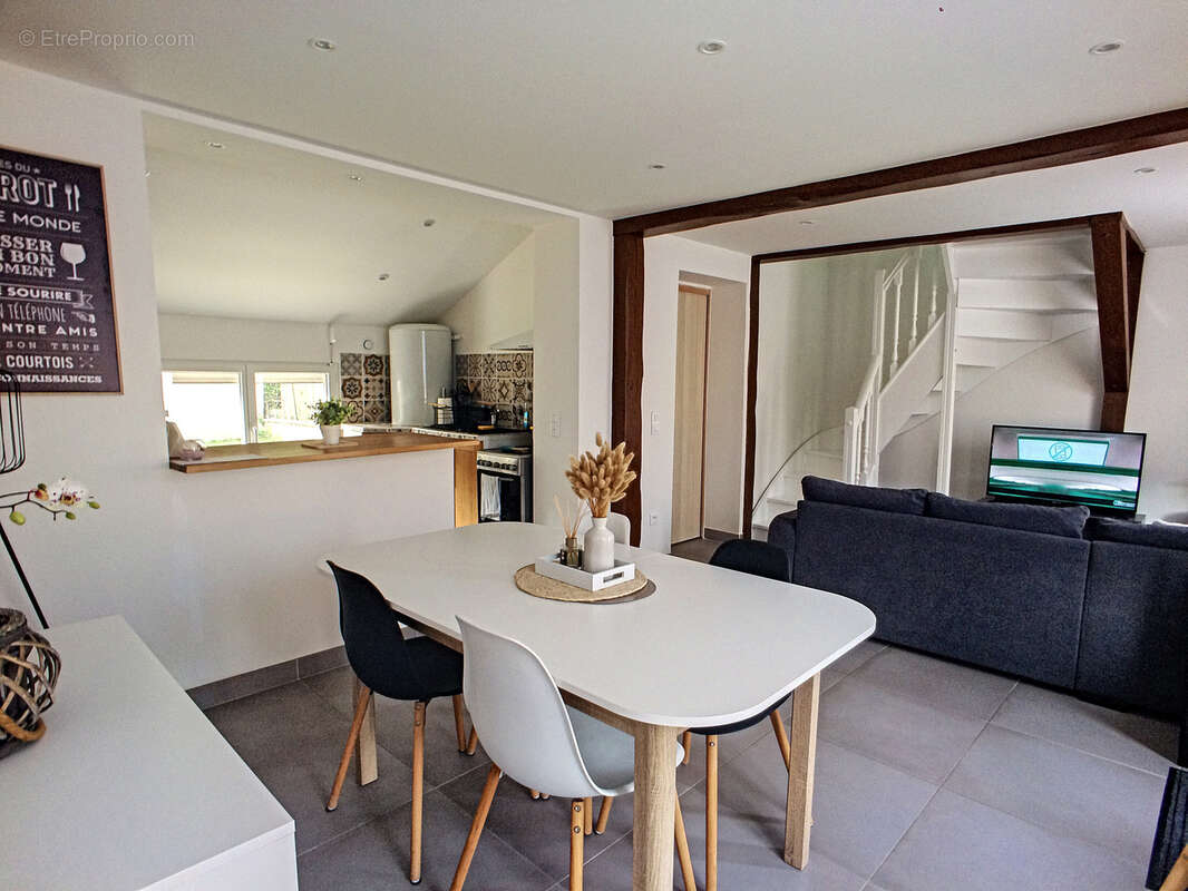 Maison à NEUILLY-SOUS-CLERMONT