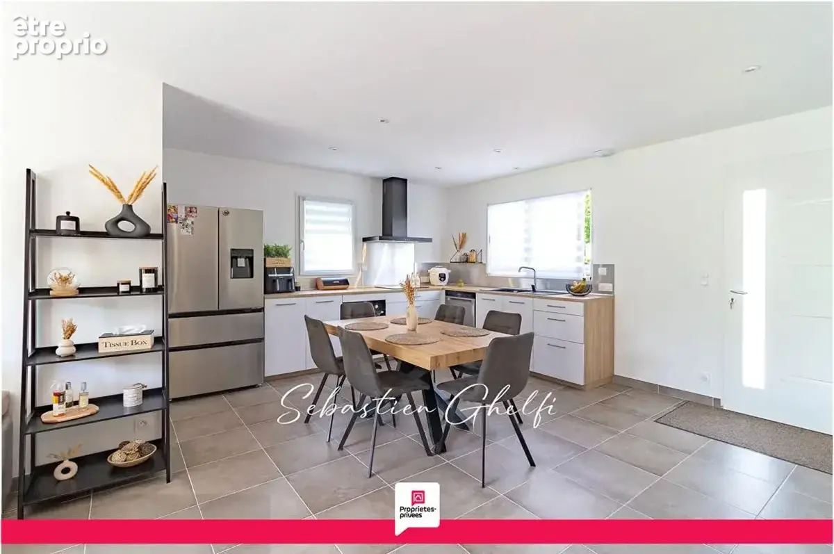 maison de plain-pied avec 3 chambres cellier grand terrain de 1860 m² - photo 4