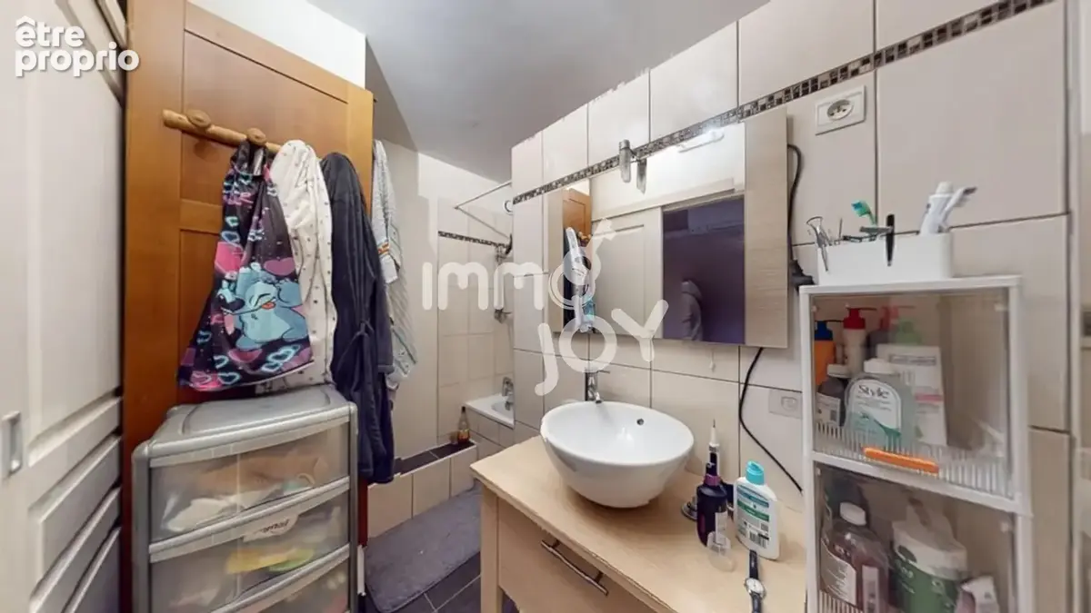 Immeuble de rapport  mixte - 124m2  local + t3 - 199 000€ - photo 13
