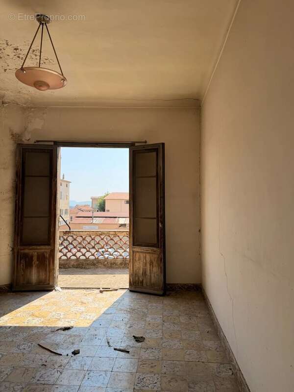 Appartement à VENCE