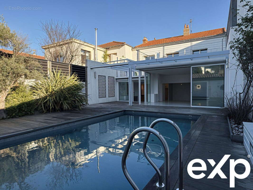 Maison à LA ROCHELLE