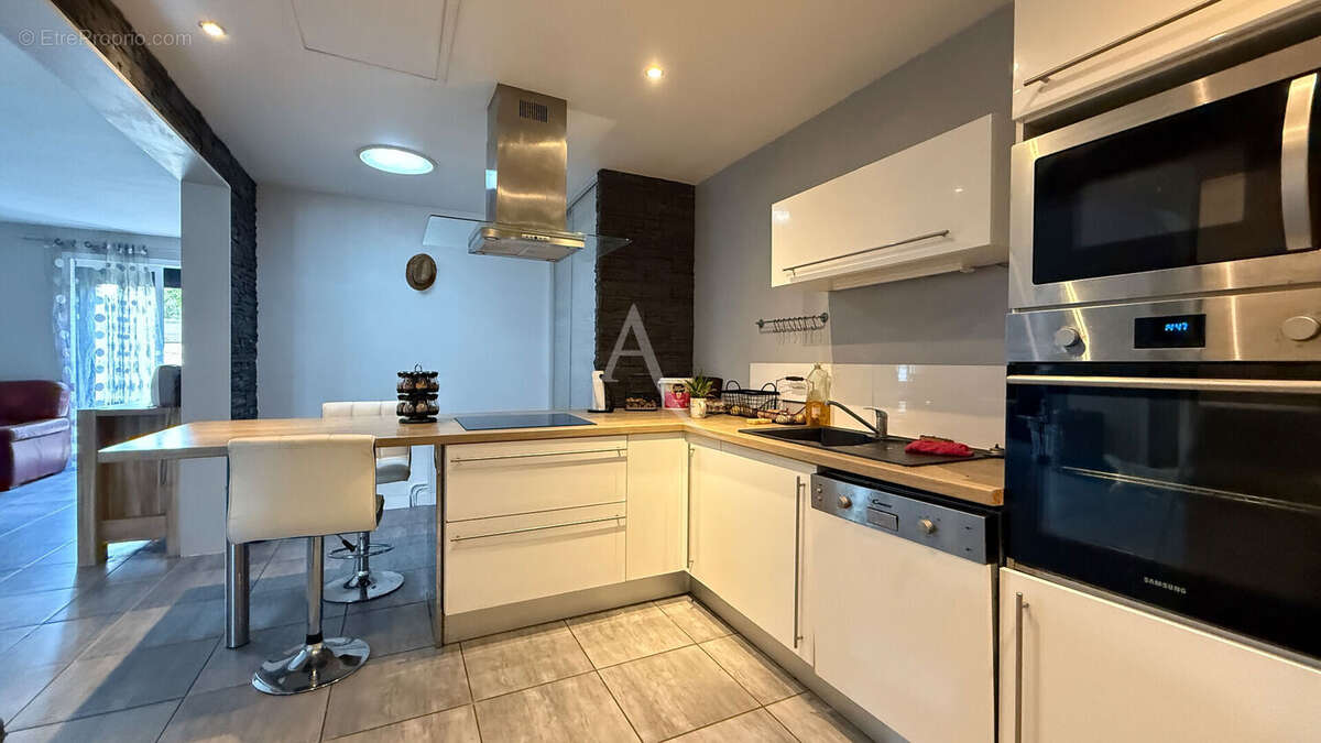 Maison à BELLEVILLE-SUR-VIE