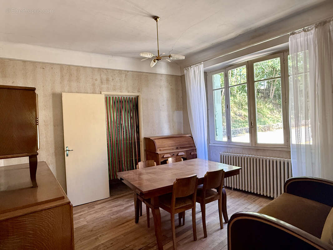 Maison à LAGUEPIE