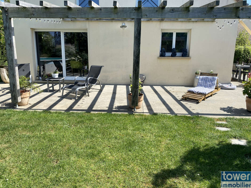 Maison à SANNERVILLE