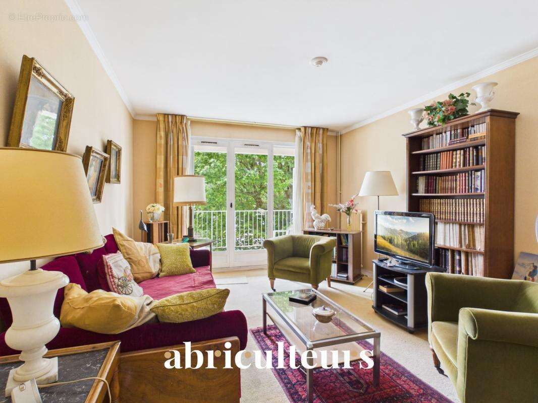 Appartement à VERSAILLES