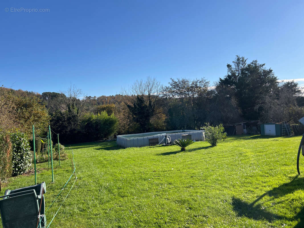 Maison à CHATEAU-L&#039;EVEQUE