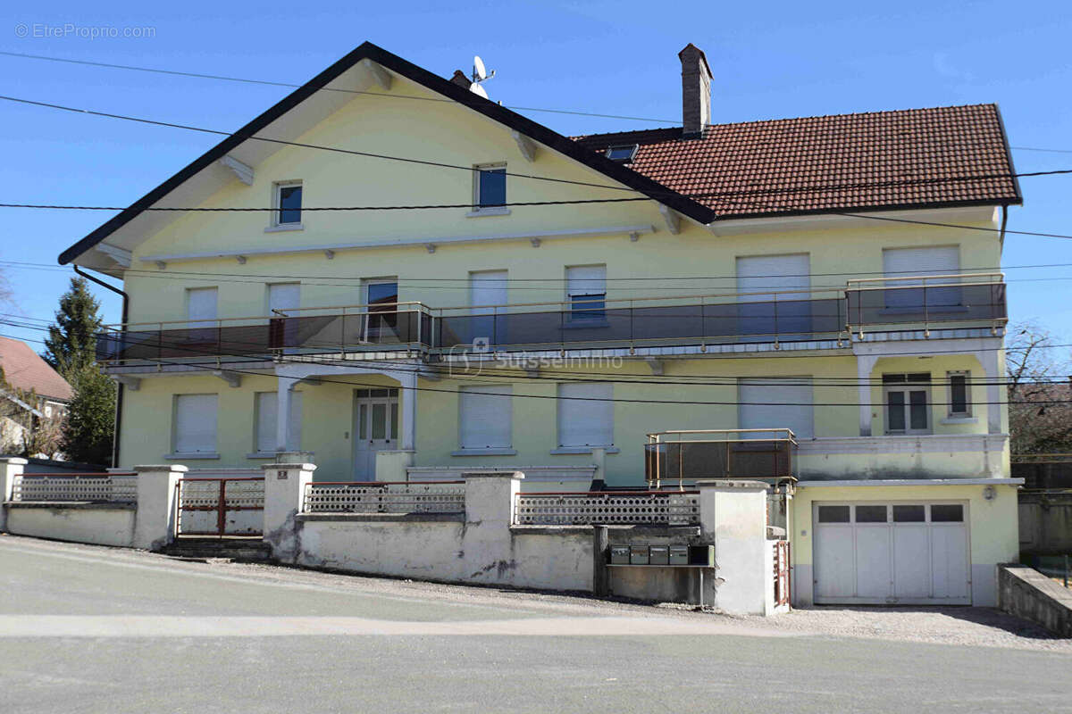 Appartement t5 111.1 m² 169000 euros - photo 8