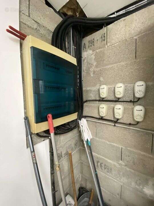 Commerce à CAZAUBON