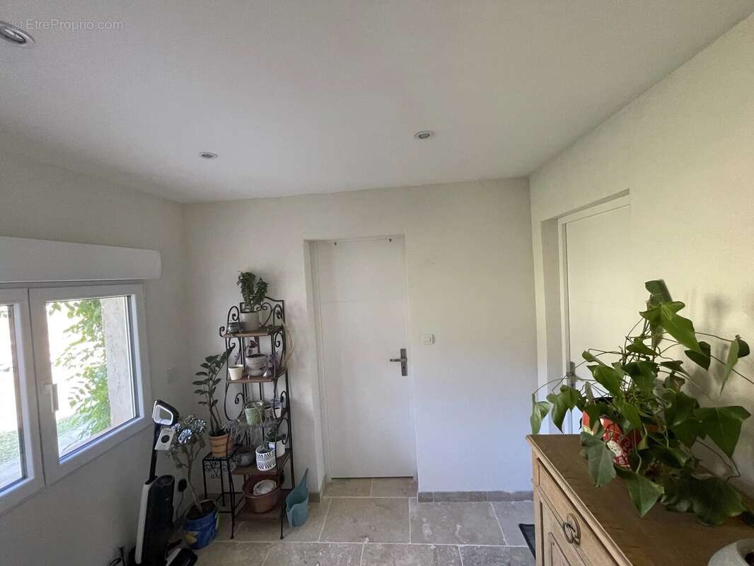 Maison à FIGANIERES