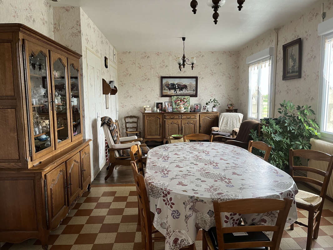 Maison de campagne avec terrain proche des usines du courval - photo 5