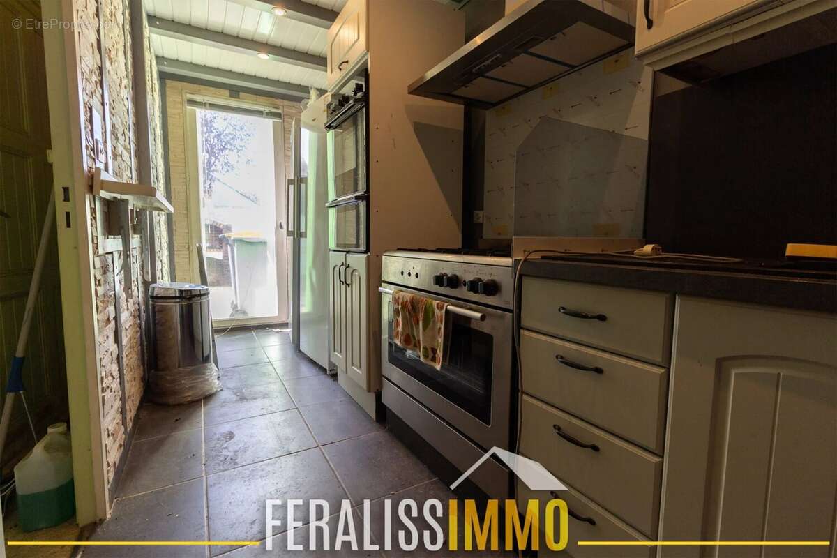 Maison à JOUY-LE-MOUTIER