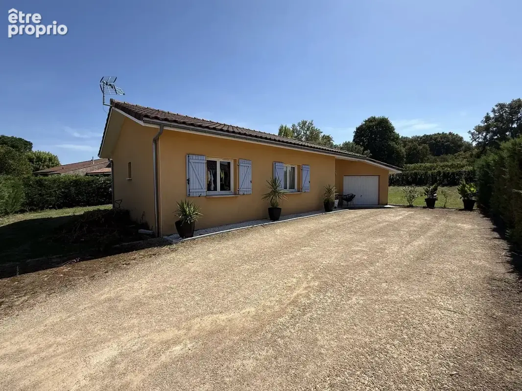 Nogaro – maison récente de plain-pied – 105 m² – 3 chambres – terrain de 900 m - photo 4