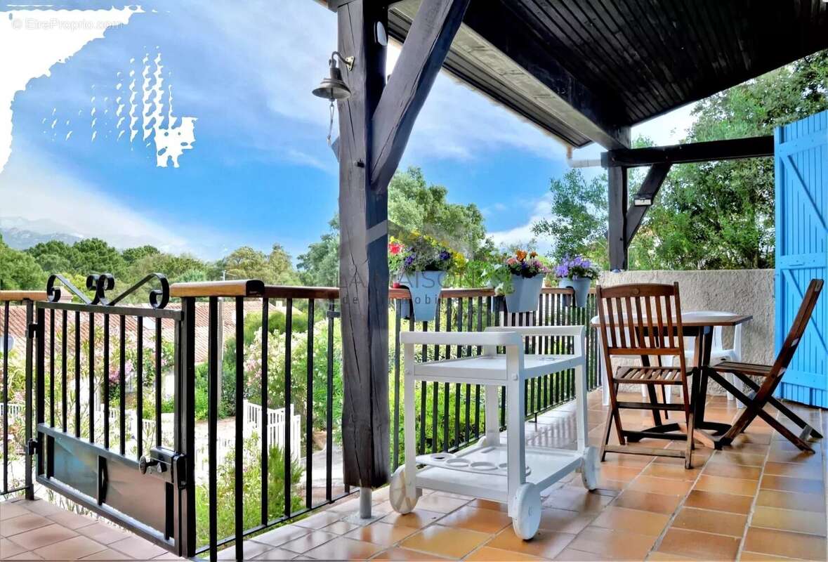 Maison à PORTO-VECCHIO