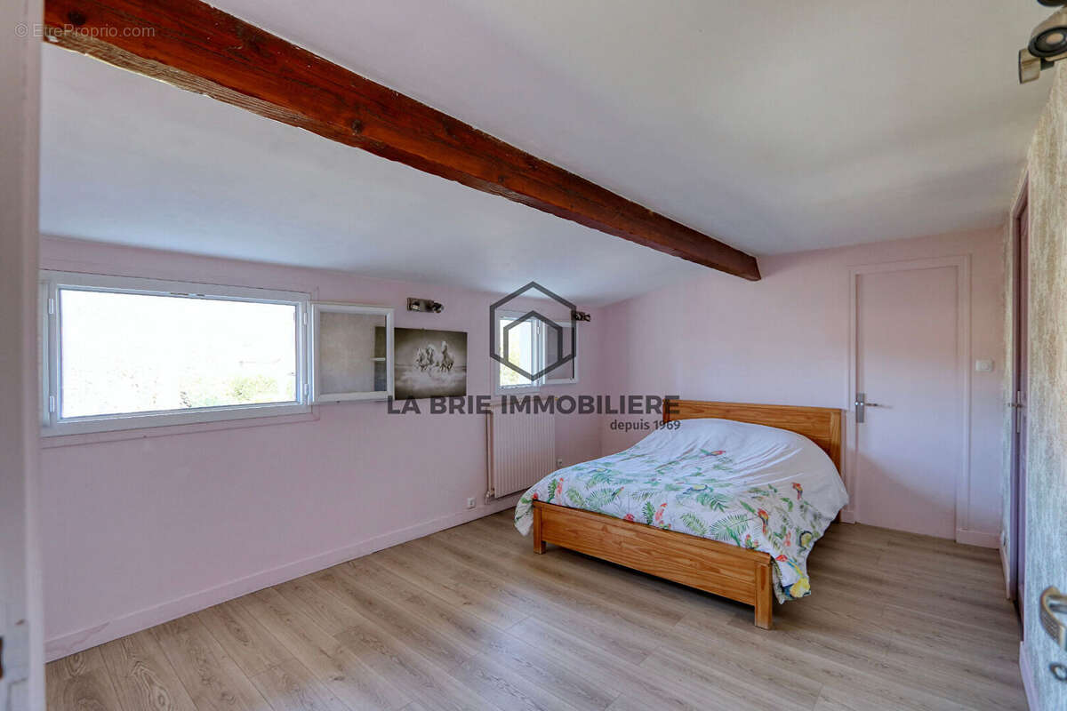 Maison à VILLECRESNES