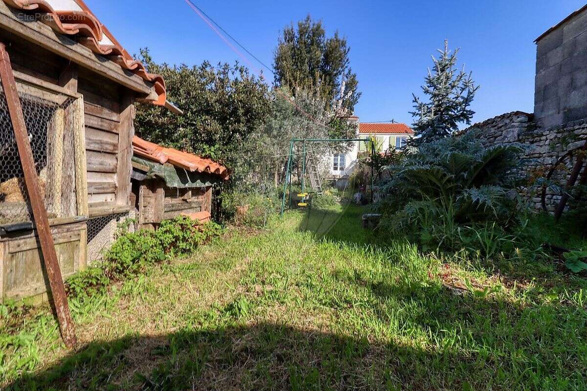 Maison à NIEUL-SUR-MER