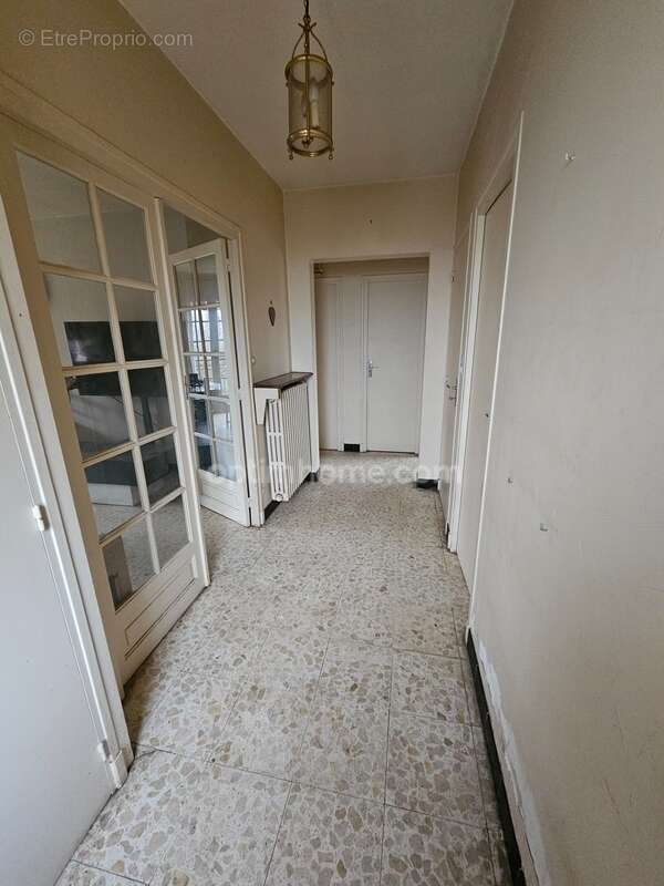 Maison à COSNE-COURS-SUR-LOIRE