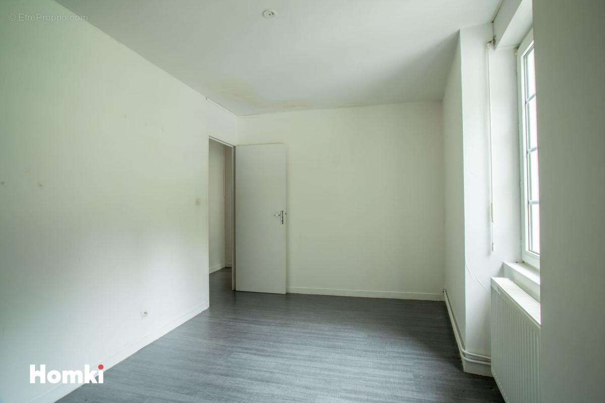 Appartement à LA SEAUVE-SUR-SEMENE
