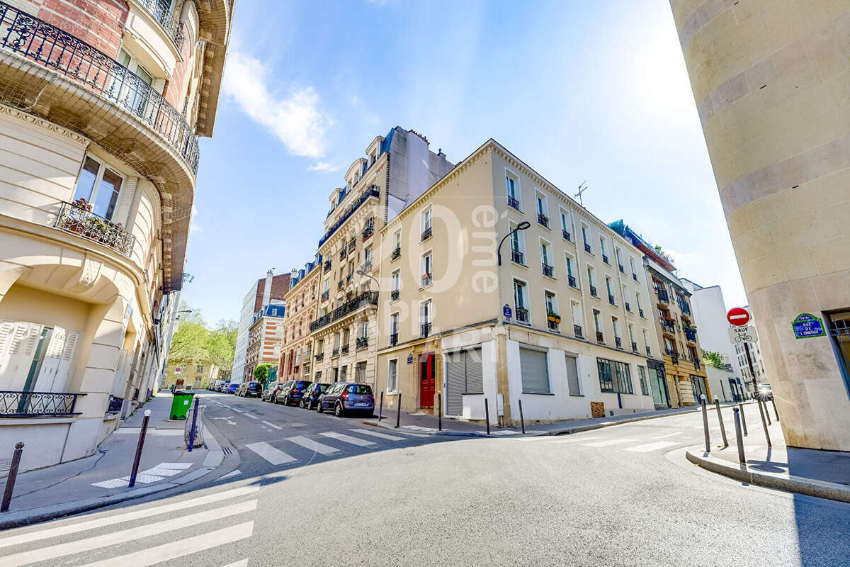 Appartement à PARIS-20E