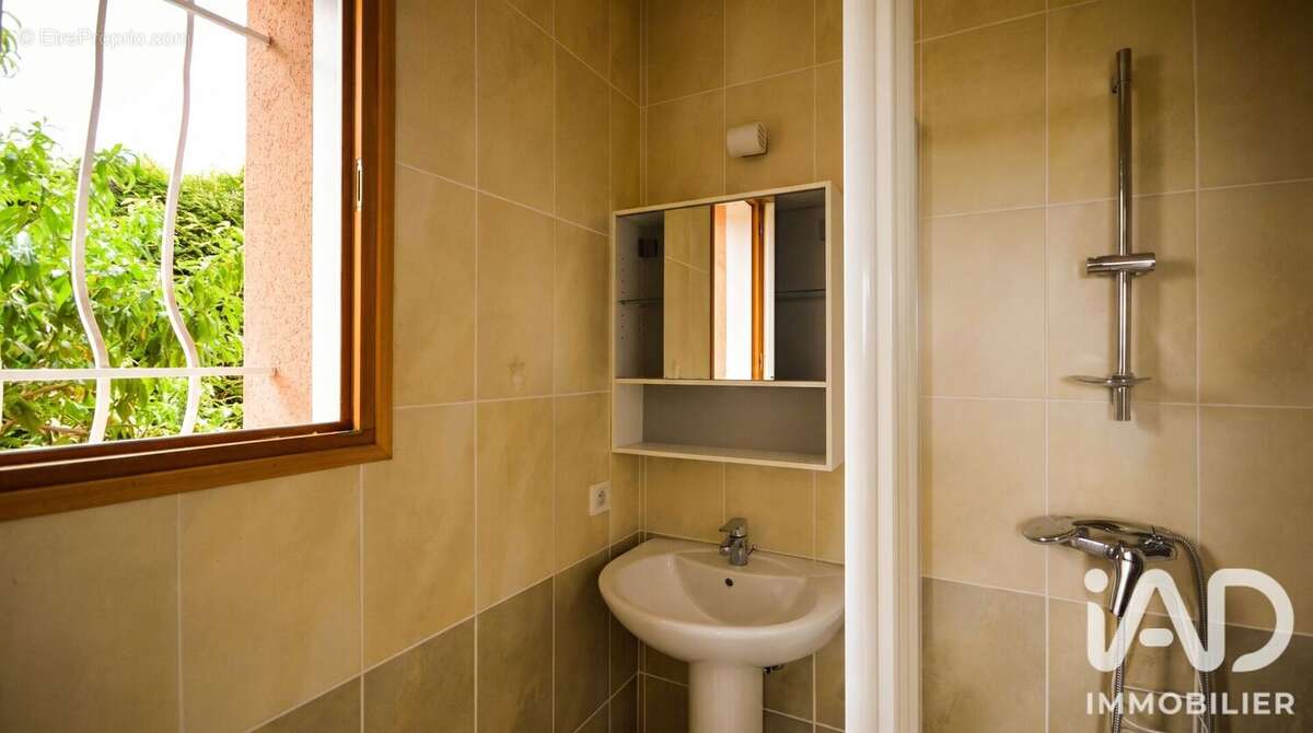 Maison 176 m² à Bossey  - photo 6