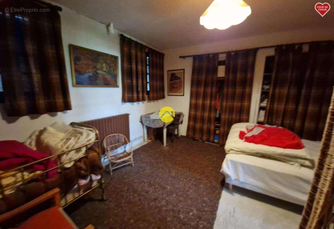 Maison à LA GUERCHE-SUR-L&#039;AUBOIS