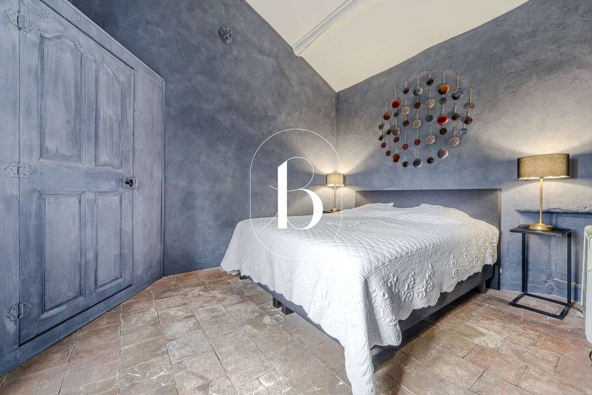 Maison à UZES