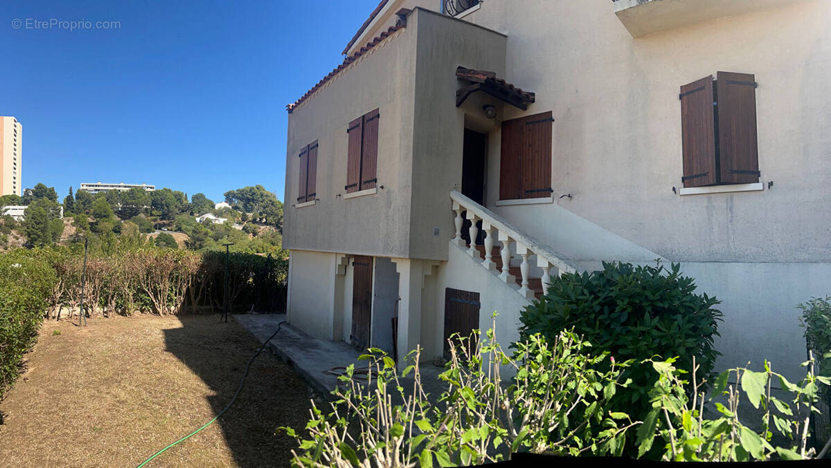 Appartement à MARSEILLE-12E