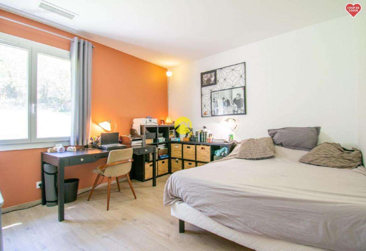 Maison à LE BUISSON-DE-CADOUIN