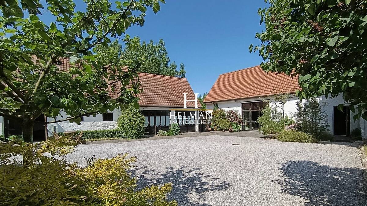 Maison à BEUVREQUEN