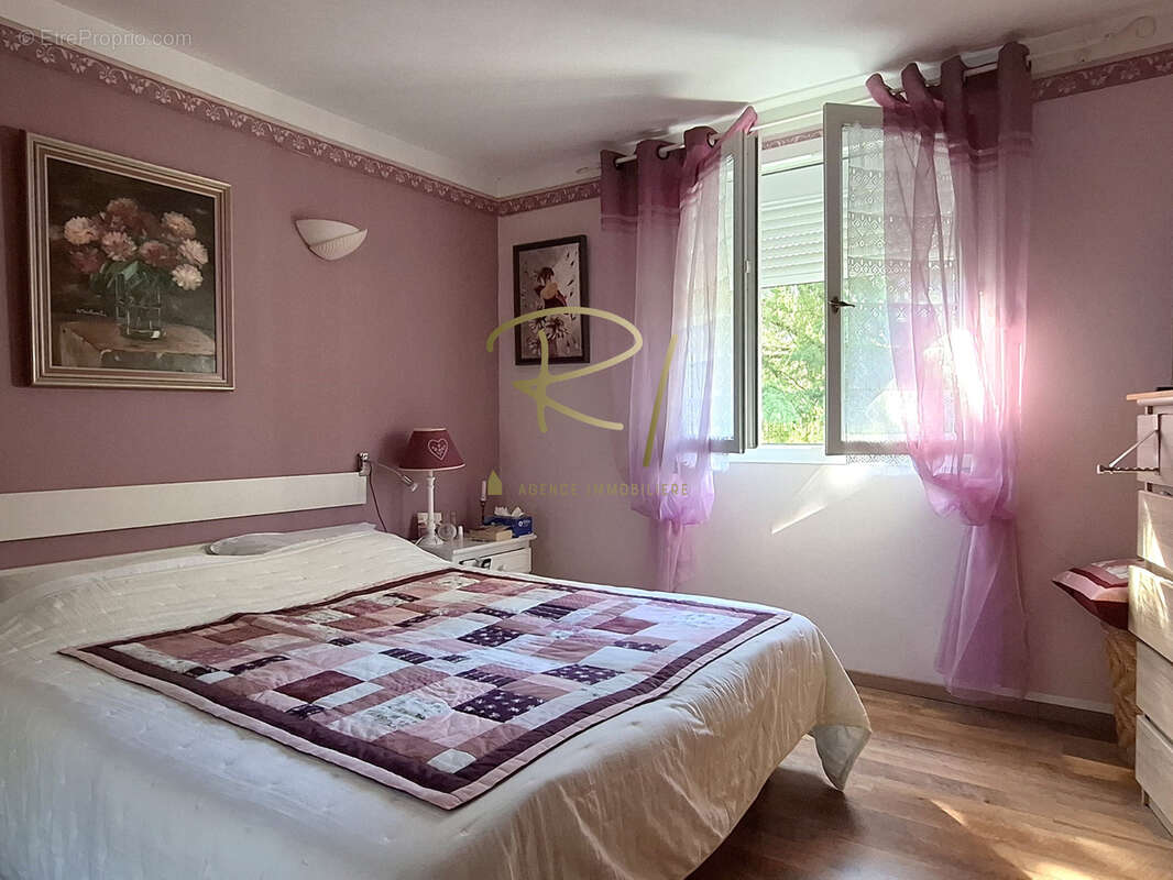 Maison à SAINT-ALBAN-AURIOLLES