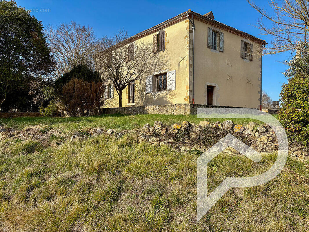 Maison à TOURRENQUETS