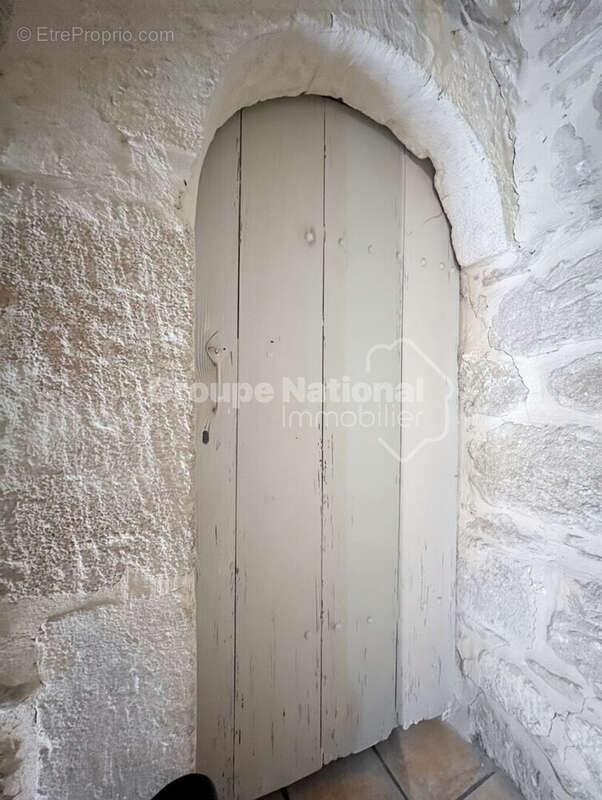 Maison à MEYNES