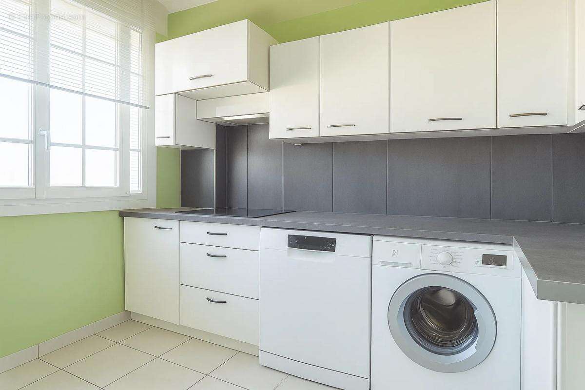 Appartement à LYON-8E