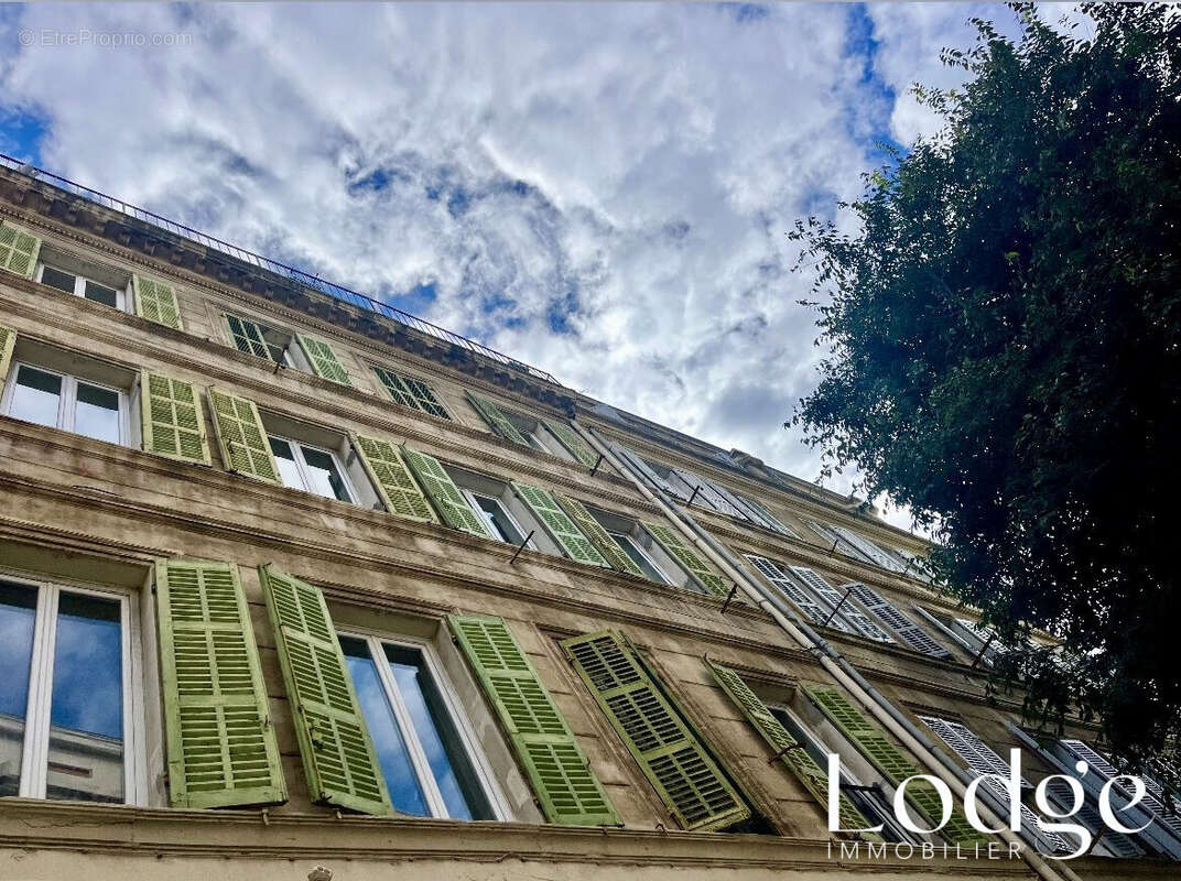 Appartement à MARSEILLE-7E