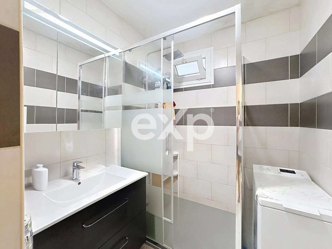 Appartement à MEYLAN