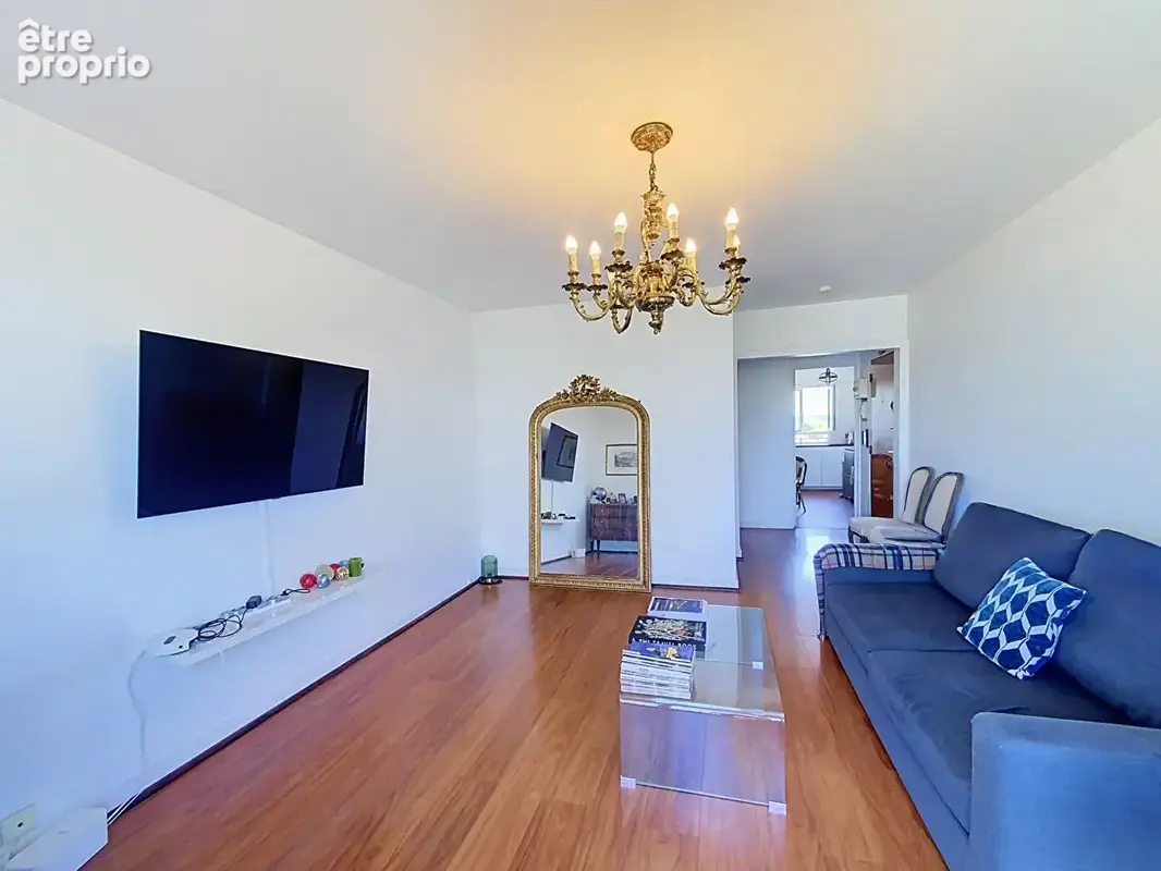Appartement à SAINT-MAUR-DES-FOSSES