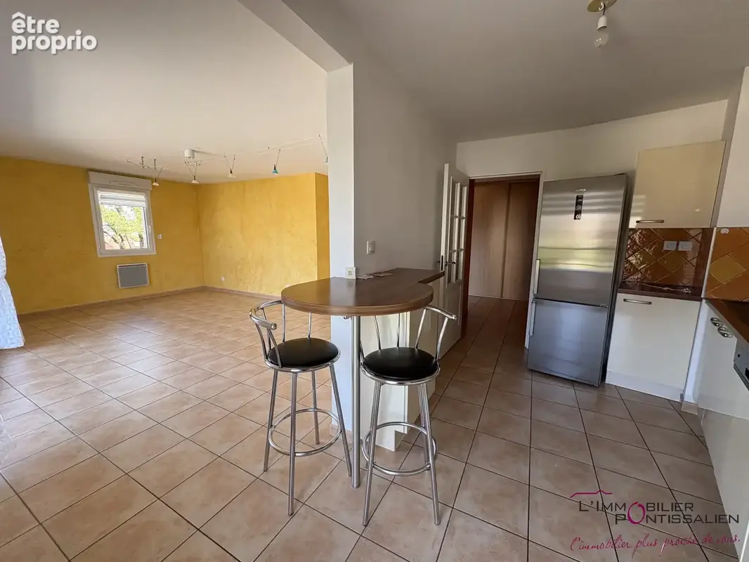 Pontarlier - les epinettes : appartement de type 3 avec ascenseur, terrasse, cave, box en sous-sol et parking - photo 8