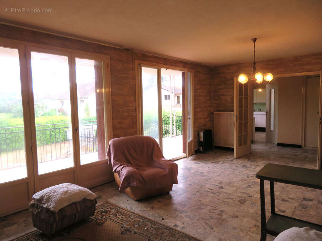 Maison à SAINT-APOLLINAIRE