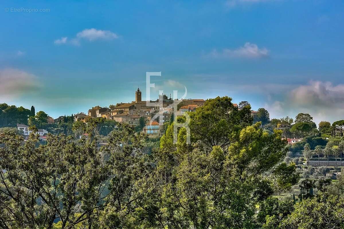 Maison à MOUGINS