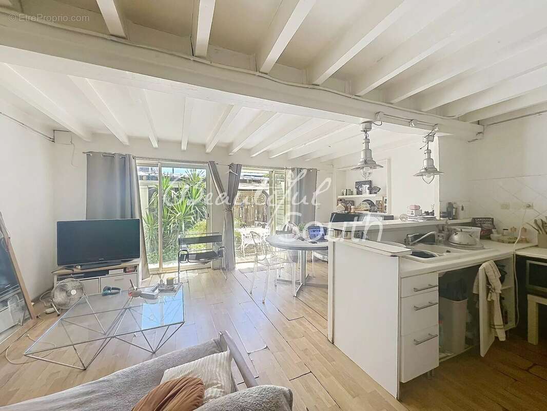 Maison à CANET-EN-ROUSSILLON